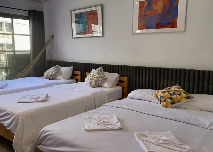 Гостевой дом Haus Sathorn 11
