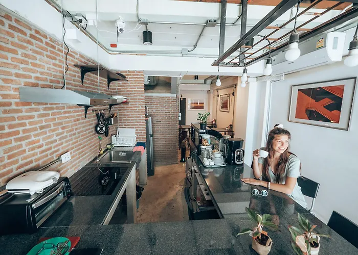 Haus Sathorn 11 3* Бангкок