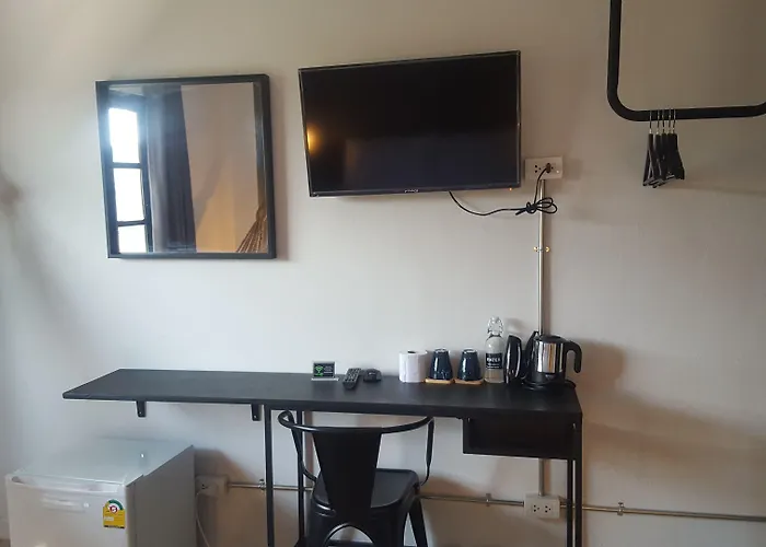 Haus Sathorn 11 Гостевой дом 3*