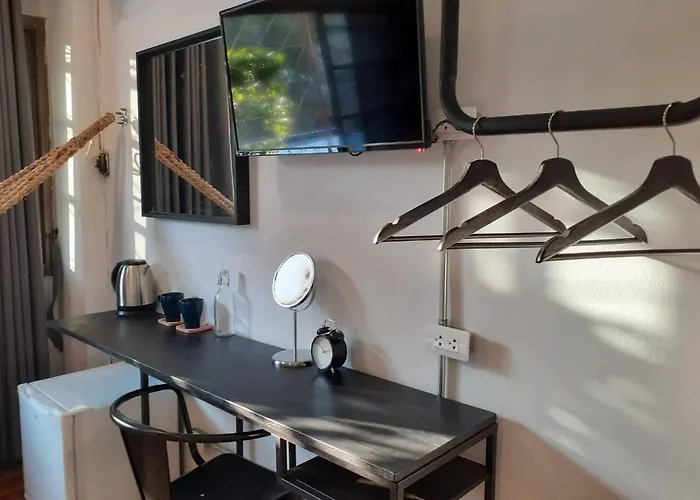 Haus Sathorn 11 3* Бангкок