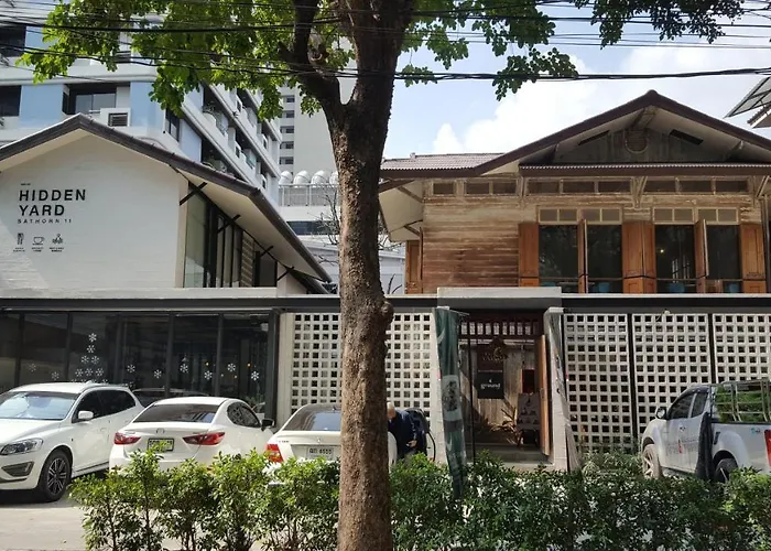 Haus Sathorn 11 3* Бангкок