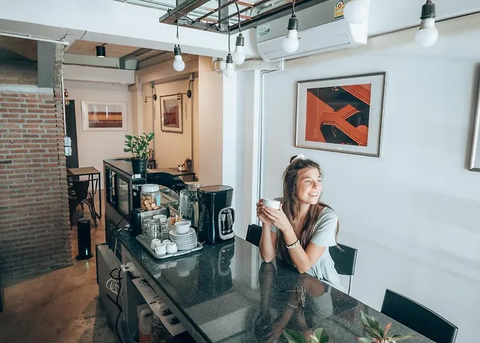 Haus Sathorn 11 3*